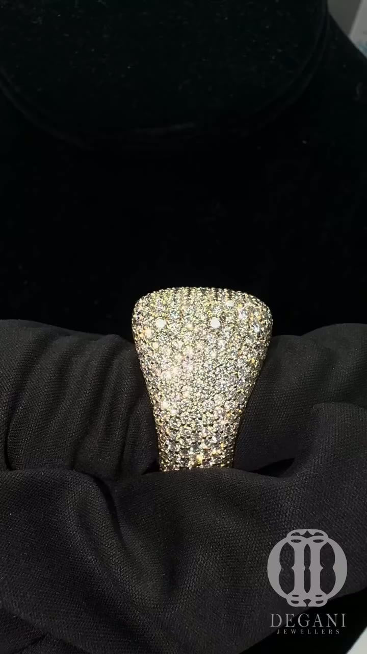Cushion Halo — Platinum · pavé band