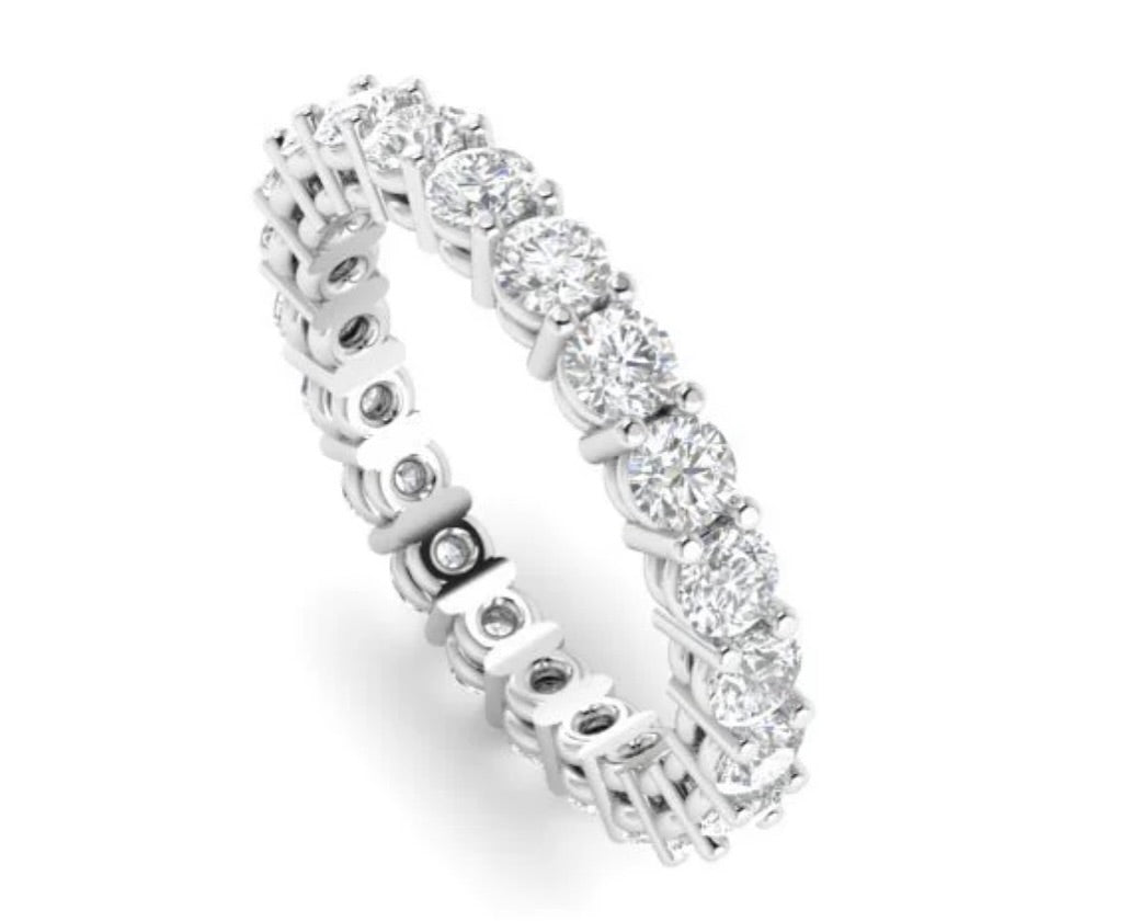 Iced Cuban Link — Sterling silver · moissanite
